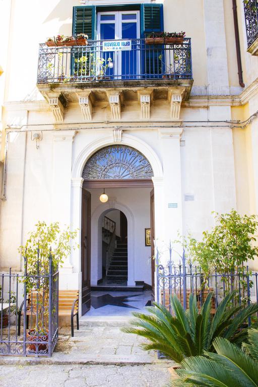Risveglio Ibleo Bed & Breakfast Ragusa Bagian luar foto