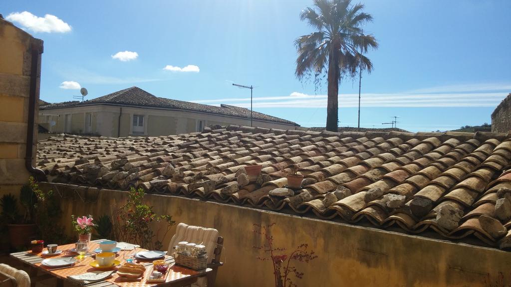 Risveglio Ibleo Bed & Breakfast Ragusa Bagian luar foto