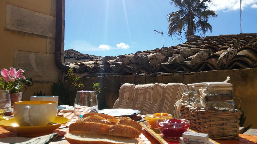 Risveglio Ibleo Bed & Breakfast Ragusa Bagian luar foto