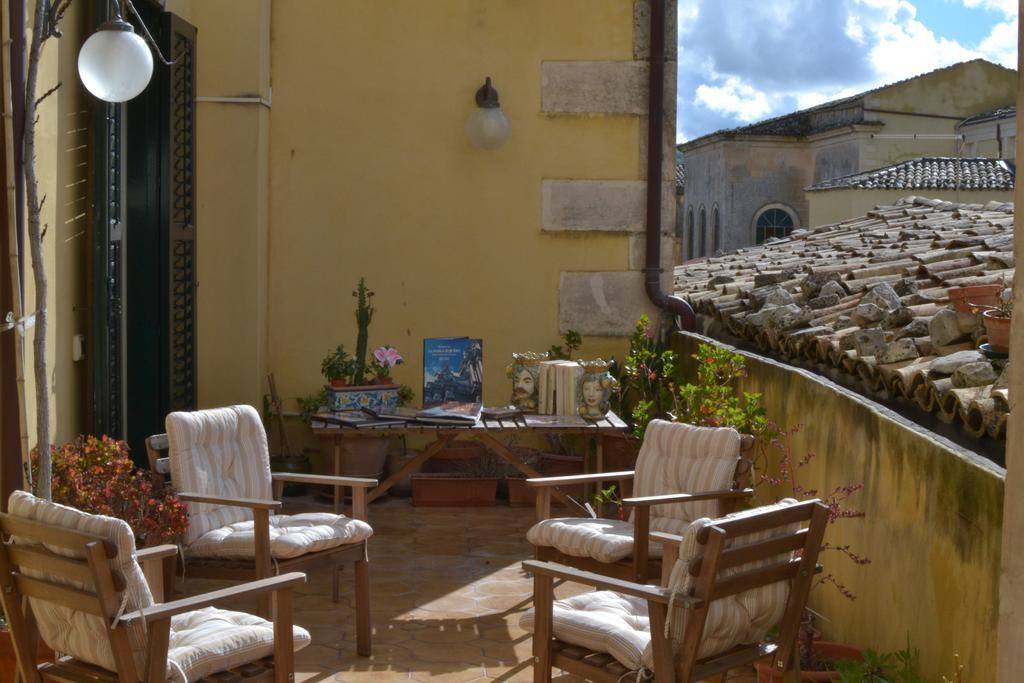 Risveglio Ibleo Bed & Breakfast Ragusa Bagian luar foto